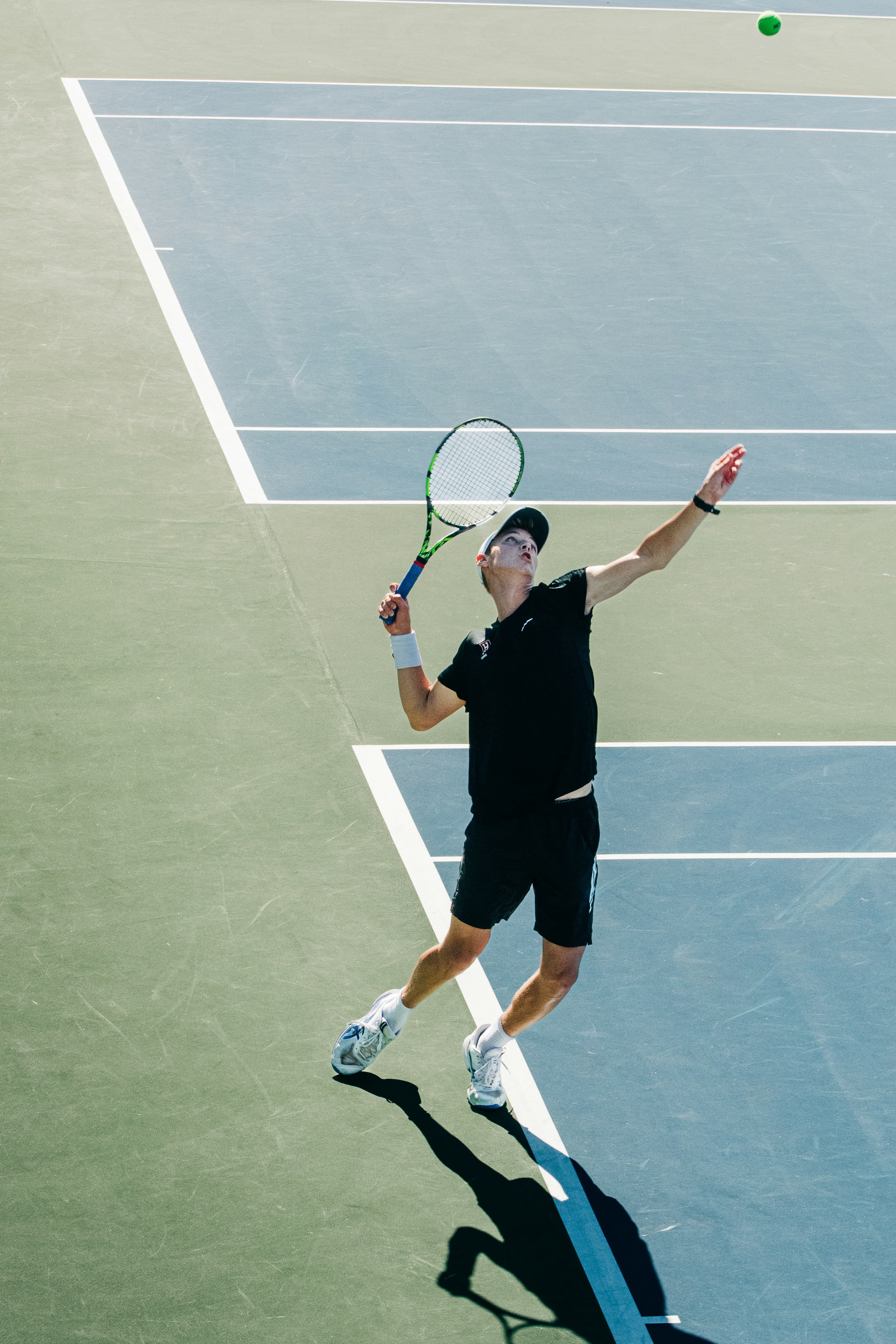 Tennis image 2
