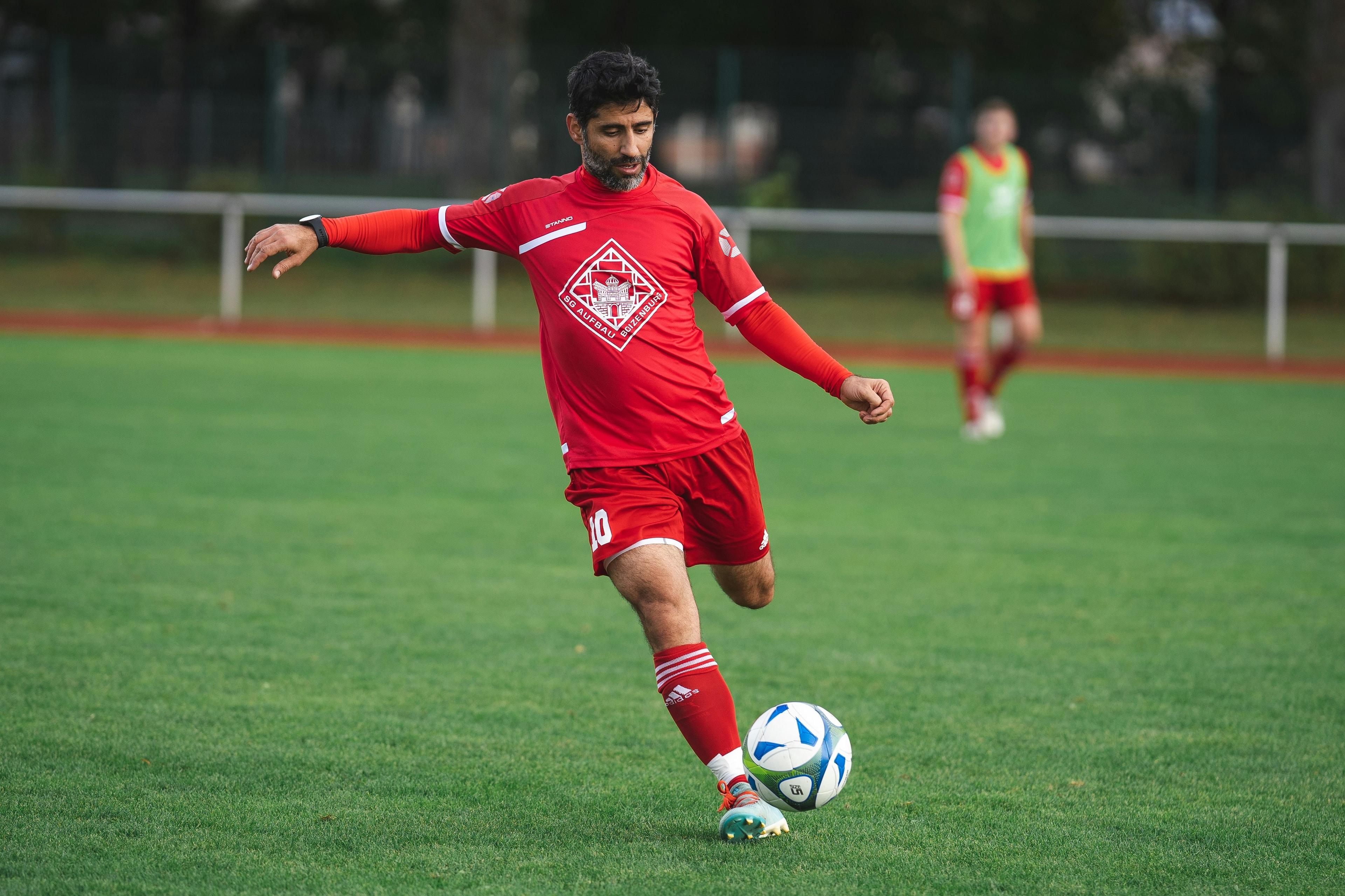Enfants jouant au football 4